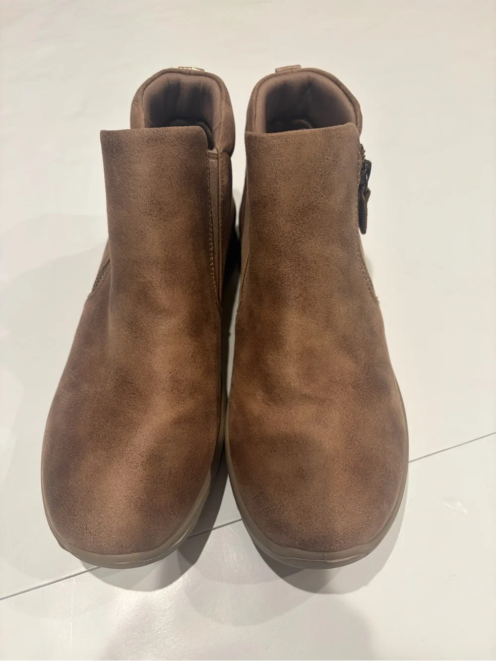 Skechers Women’s Lovely Vibe Ankle Boots - Mushroom Brown - US Size 9 NWOB